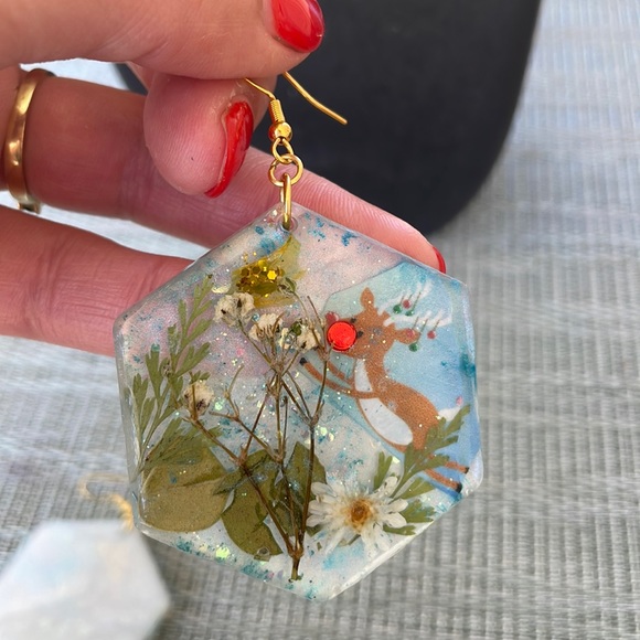 XMAS Pressed Flower Handmade Large Holiday Earrings Blue Rudolph Hexagon - Picture 6 of 11